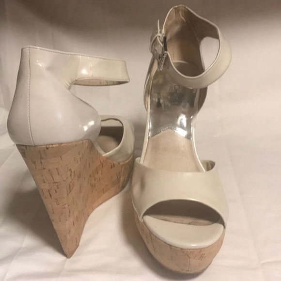 MICHAEL Michael Kors - Picture 9 of 10